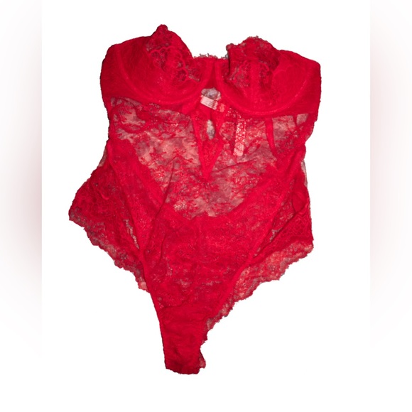 Victoria Secret Red Teddy Lingerie NEVER WORN (size Large) - Picture 2 of 3
